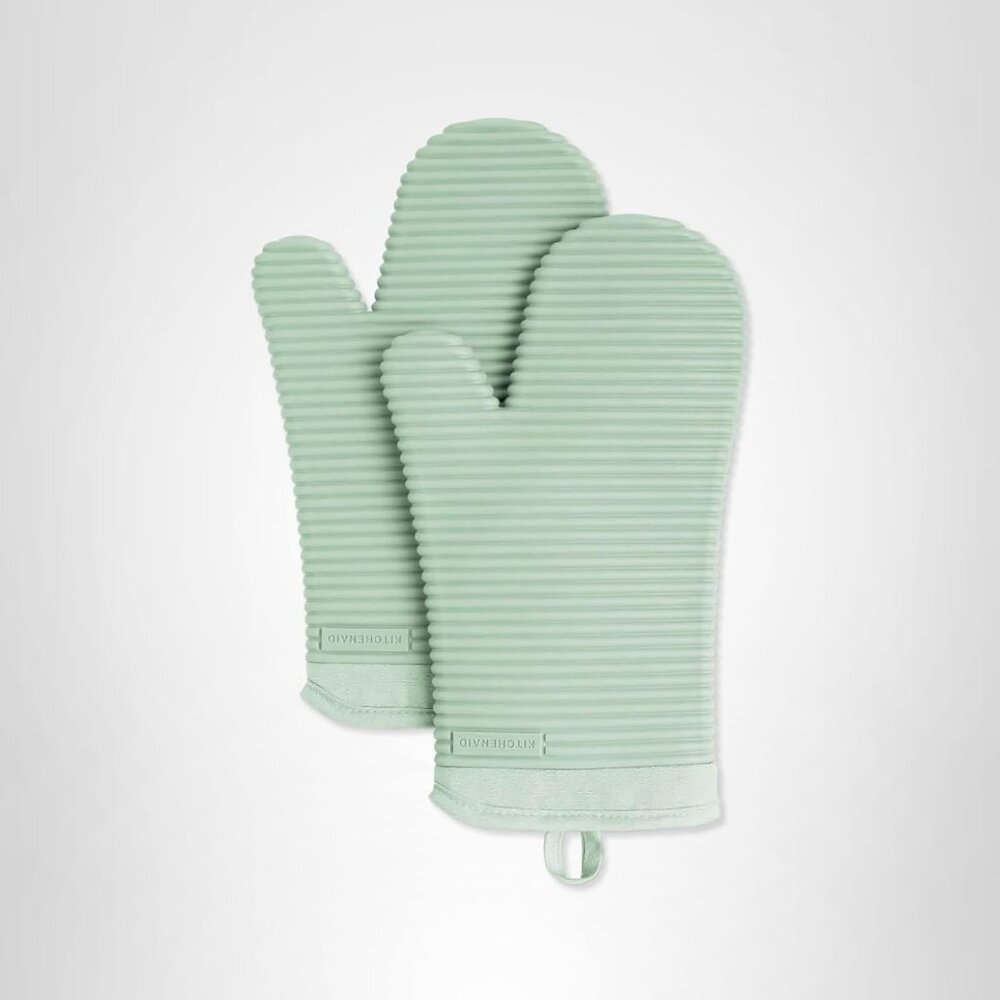 Jadeite Green Silicone Oven Mitts